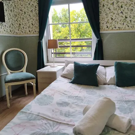 Hostel 